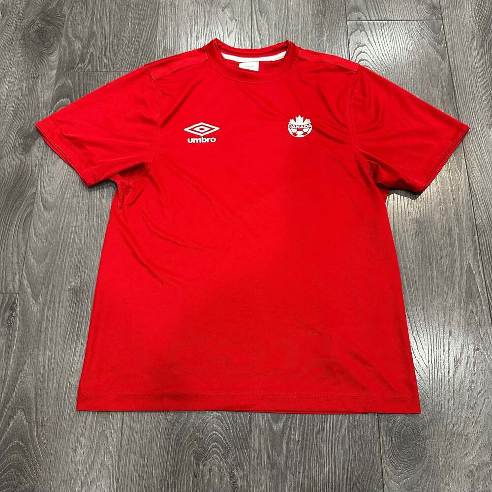 Umbro Canada Soccer Team Training T-Shirt Size M